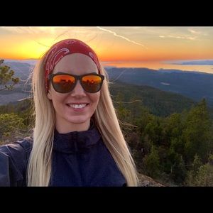 Meet your Posher, Sarrie